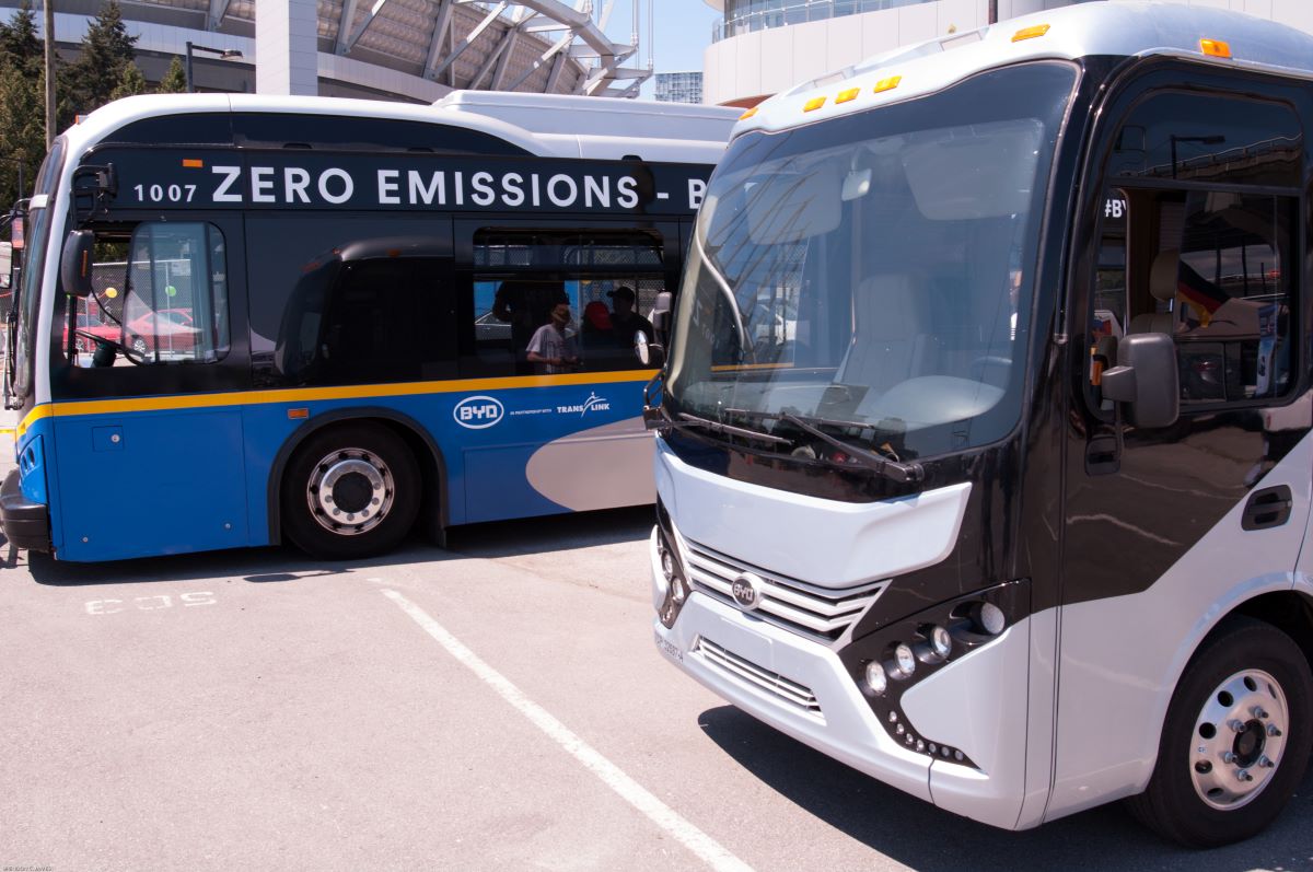 ElectraFest2017 byd bus